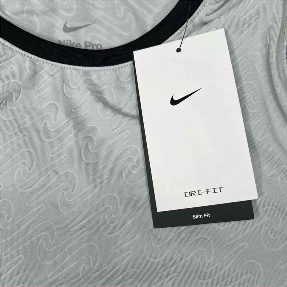 Nike Pro Dri-FIT Big Kids' (Girls) Long-Sleeve Training Top - Picture 4 of 14
